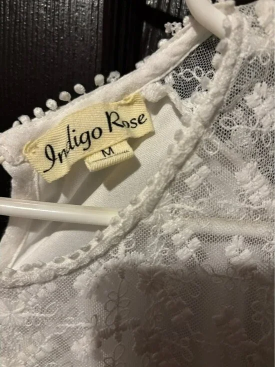 Sleeveless White Embroidered Mini Dress - Picture 2 of 3